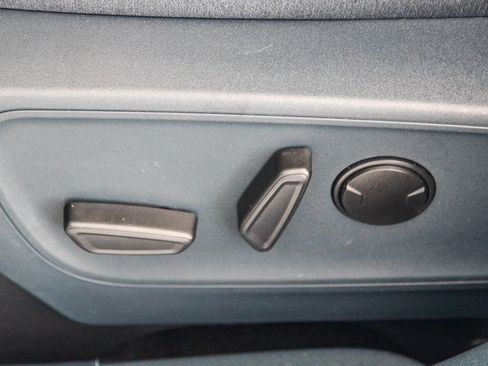 Certified 2025 Ford Maverick XLT w/ XLT Luxury Package FWD image 22