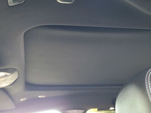 Used 2019 Chrysler Pacifica Limited w/ Advanced Safetytec Group FWD image 14