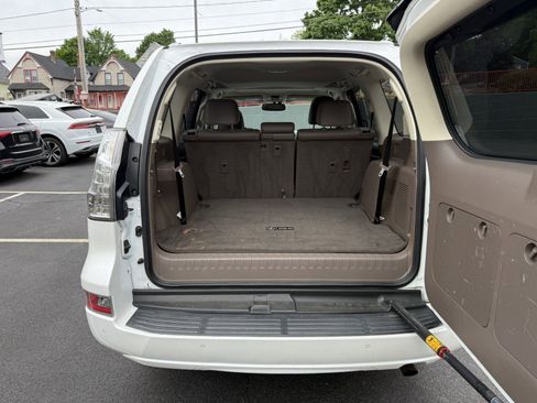 Used 2016 Lexus GX 460 Luxury AWD/4WD image 29