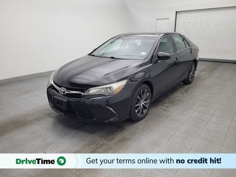 Used 2015 Toyota Camry XSE image 1