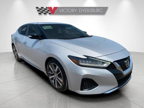 Used 2019 Nissan Maxima 3.5 SV w/ Illumination Package FWD image 2