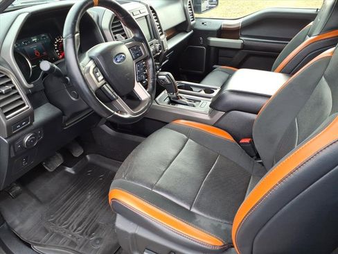 Used 2018 Ford F150 Raptor w/ Equipment Group 802A Luxury image 13