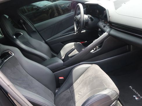 Used 2025 Hyundai Elantra N FWD image 26
