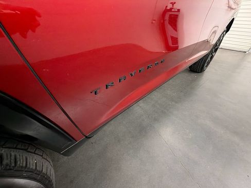 Used 2024 Chevrolet Traverse RS AWD/4WD image 32