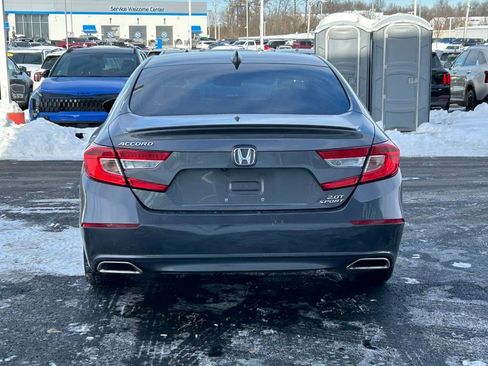 Used 2018 Honda Accord Sport image 6