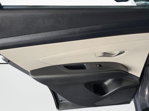 Used 2025 Hyundai Tucson SEL FWD image 35