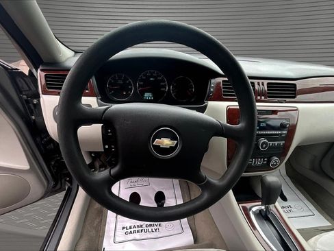 Used 2008 Chevrolet Impala LT FWD image 8