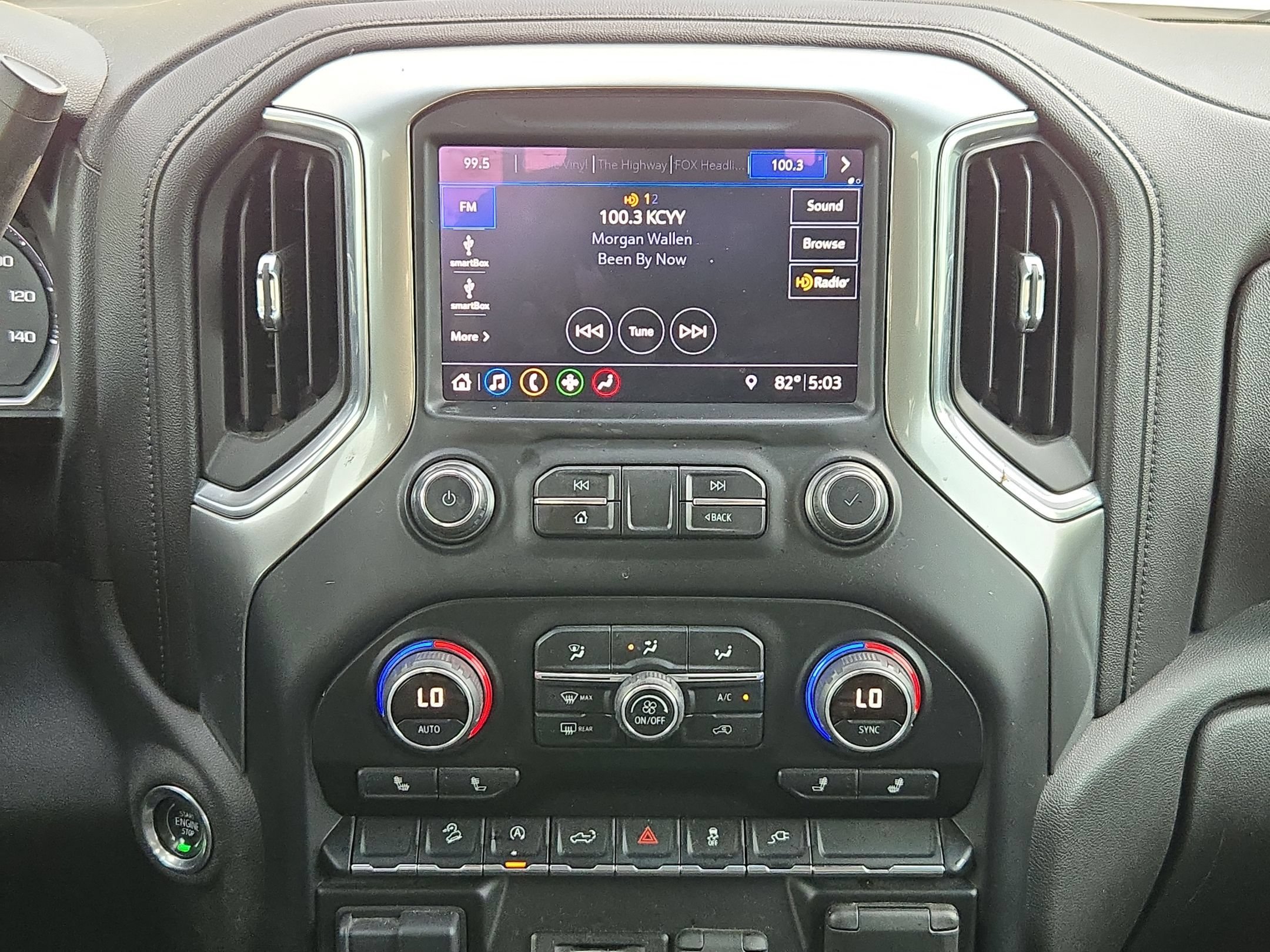 Used 2019 Chevrolet Silverado 1500 LT w/ Texas Edition AWD/4WD image 17