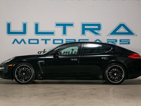 Used 2015 Porsche Panamera 4dr HB 4 image 3