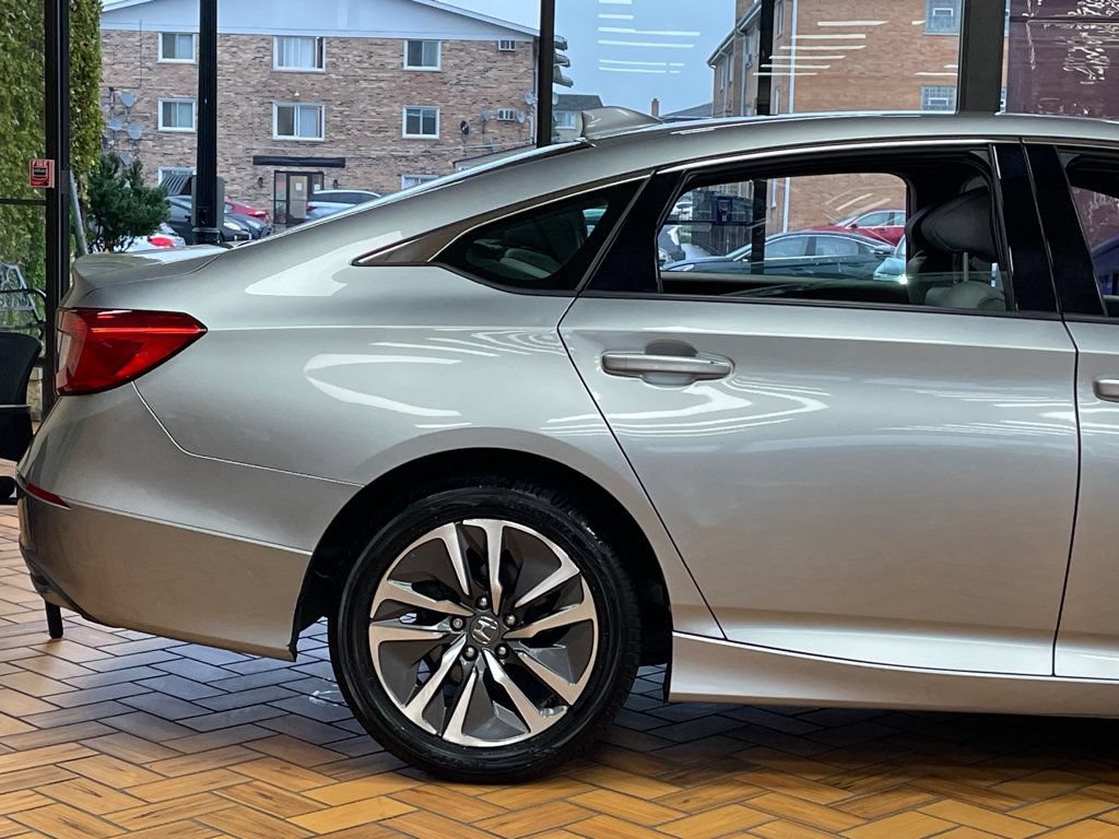Used 2019 Honda Accord Hybrid image 8