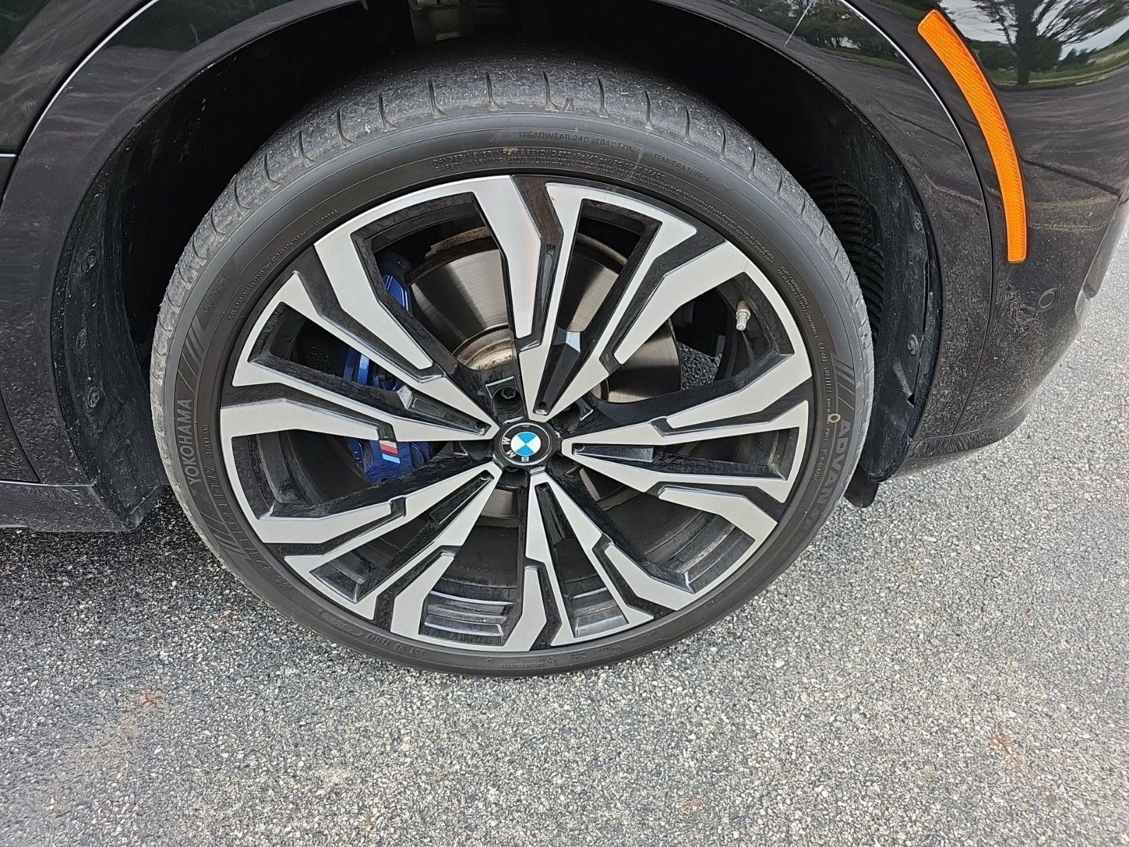 Used 2023 BMW X7 M60i AWD/4WD image 10