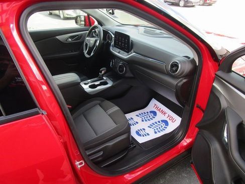 Certified 2023 Chevrolet Blazer LT w/ Convenience Package image 30