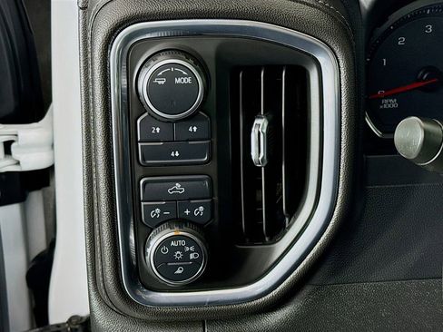 Used 2023 Chevrolet Silverado 2500 LT AWD/4WD image 11