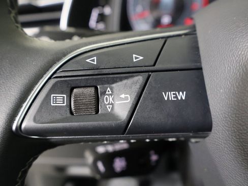 Used 2023 Audi Q8 Premium Plus w/ Premium Plus Package image 28