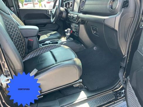 Used 2022 Jeep Wrangler Unlimited Sahara image 12