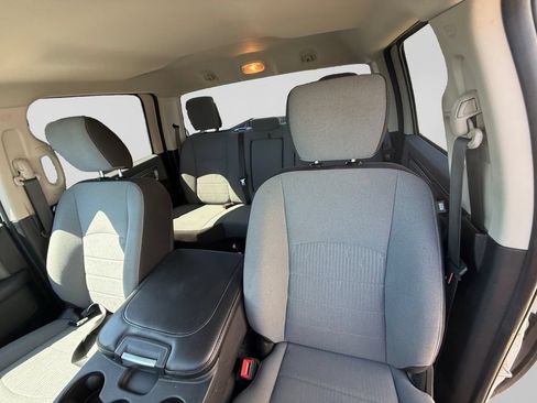 Used 2022 RAM 1500 Classic SLT AWD/4WD image 23