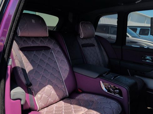 Used 2025 Rolls-Royce Cullinan AWD/4WD image 37