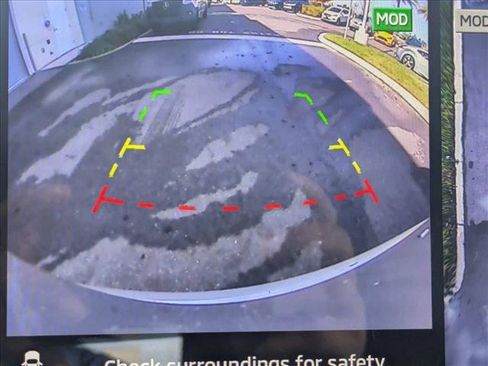 Used 2024 Mitsubishi Outlander SE image 12