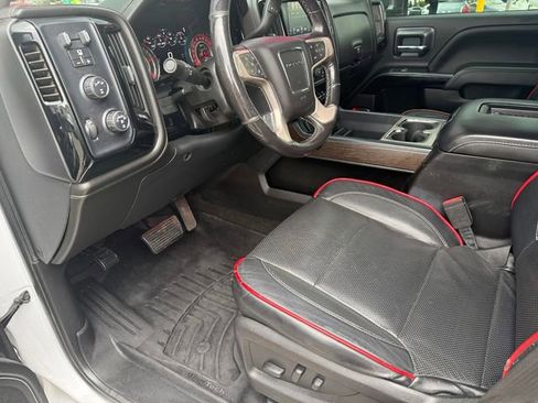 Used 2018 GMC Sierra 2500 Denali w/ Duramax Plus Package AWD/4WD image 19