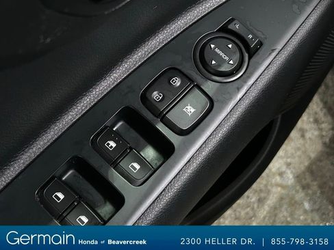 Used 2022 Kia Rio LX image 20