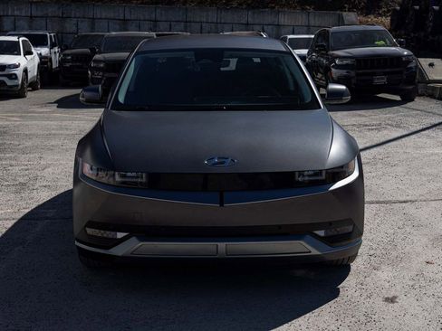 Used 2024 Hyundai Ioniq 5 SEL image 2