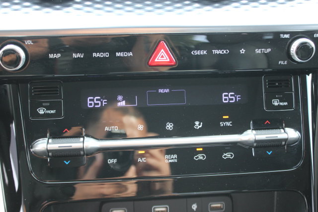 Used 2024 Kia Carnival SX Prestige FWD image 9