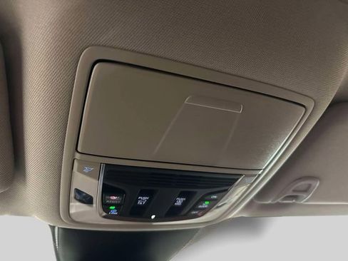 Used 2023 Acura MDX SH-AWD w/ Technology Package image 35