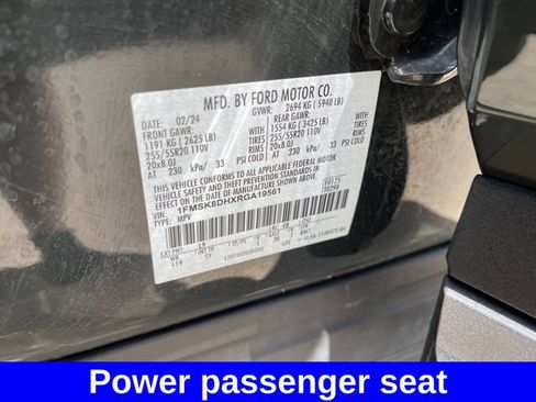 Used 2024 Ford Explorer XLT w/ Equipment Group 202A AWD/4WD image 25