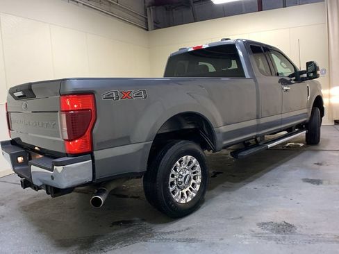 Used 2022 Ford F350 XLT w/ XLT Premium Package AWD/4WD image 3