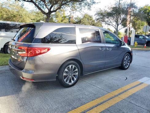 Used 2024 Honda Odyssey EX-L image 6