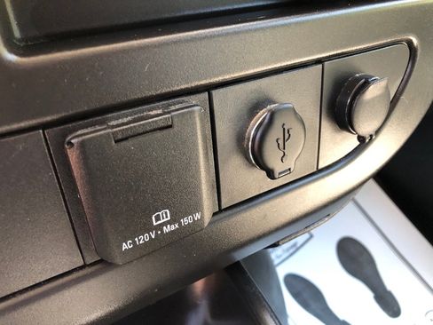 Used 2021 Chevrolet Express 2500 w/ Driver Convenience Package RWD image 28