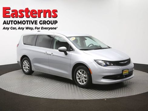Used 2023 Chrysler Voyager LX FWD image 49