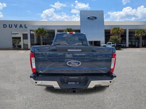 Used 2017 Ford F250 Lariat w/ Chrome Package RWD image 5