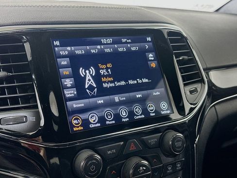 Used 2021 Jeep Grand Cherokee Overland image 26