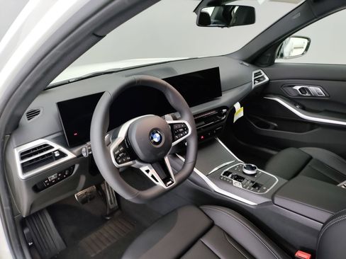 New 2026 BMW 330i Sedan w/ M Sport Package image 14