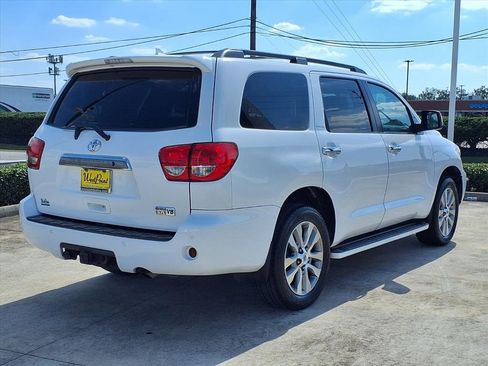 Used 2014 Toyota Sequoia Limited image 2