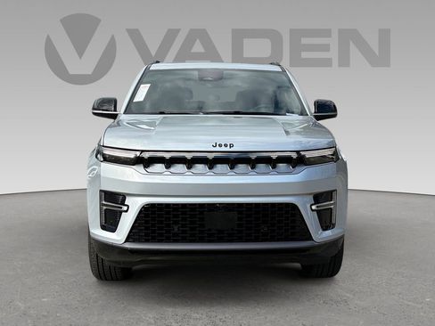 New 2026 Jeep Grand Wagoneer 2WD w/ Premium Group I image 22