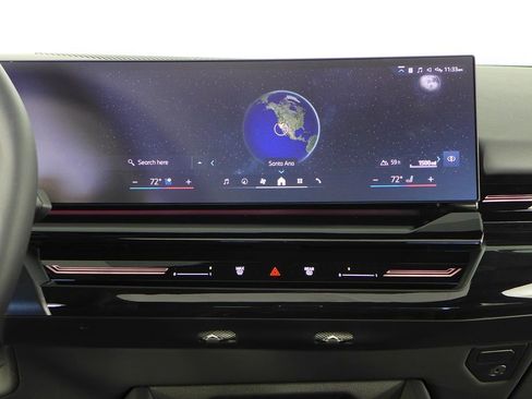 Used 2026 BMW 530i w/ Premium Package RWD image 26