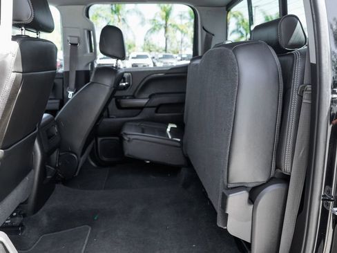 Used 2017 GMC Sierra 2500 Denali w/ Duramax Plus Package AWD/4WD image 37