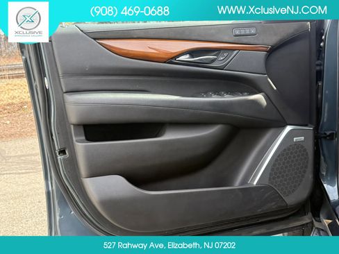 Used 2020 Cadillac Escalade ESV Luxury image 7