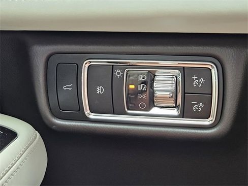 Certified 2023 Lincoln Aviator Black Label w/ Jet Package image 22