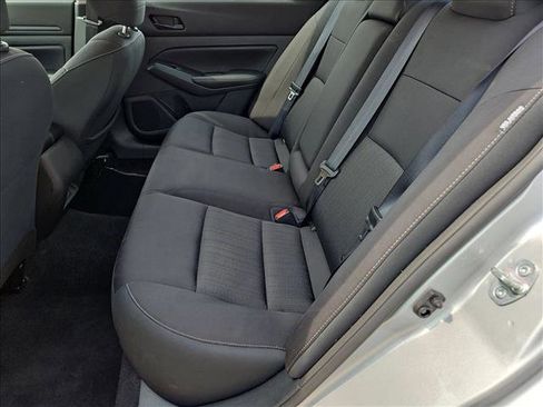 Used 2024 Nissan Altima 2.5 SV image 18