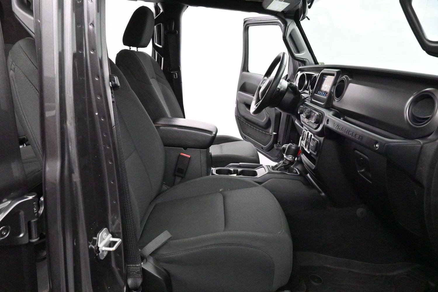 Used 2022 Jeep Wrangler Unlimited Sport AWD/4WD image 29