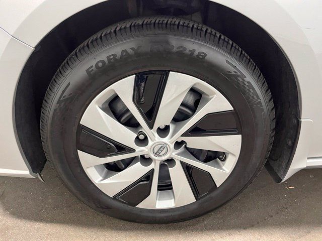 Used 2024 Nissan Altima 2.5 S FWD image 28