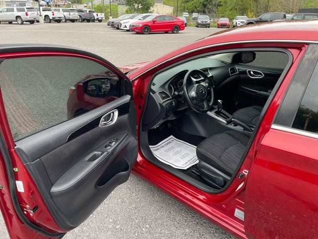 Used 2019 Nissan Sentra SV FWD image 13