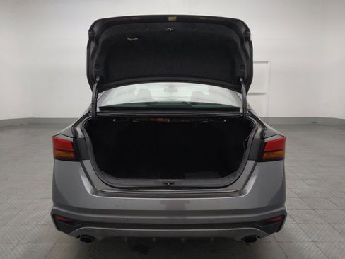 Used 2020 Nissan Altima 2.5 SR FWD image 29