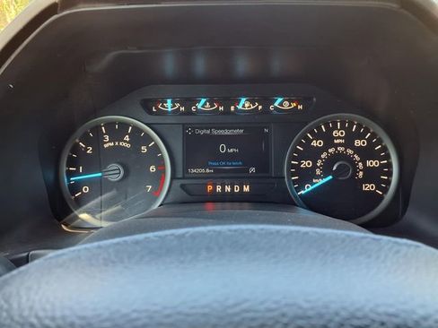 Used 2019 Ford F150 XLT w/ Equipment Group 302A Luxury AWD/4WD image 19