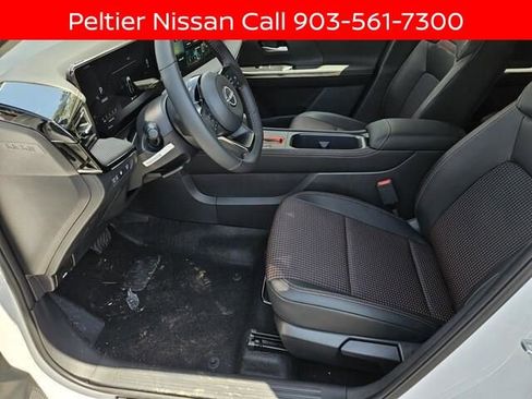 New 2025 Nissan Kicks SR w/ Illumination Package image 10