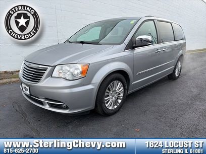 Used 2015 Chrysler Town & Country Touring-L w/ Driver Convenience Group