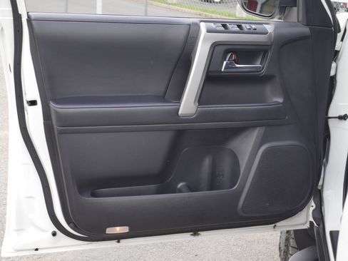 Used 2021 Toyota 4Runner SR5 Premium AWD/4WD image 36